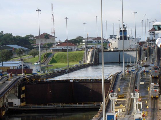 Panama Canal, November 2007 — travel photo 18