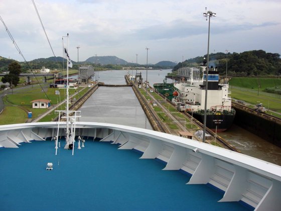 Panama Canal, November 2007 — travel photo 65